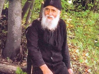Αληθινή ιστορία: Ο Άγιος γέροντας Παΐσιος με έβγαλε από το αδιέξοδο