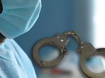 Βόμβα: Στο αυτόφωρο πασίγνωστος Έλληνας πλαστικός χειρούργος! Έσπασε στο ξύλο γυναίκα – οδηγό