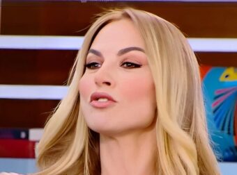 Γιατί βρέ Ντορέττα – Γιατί τόσο υαλουρονικό στη «μούρη»