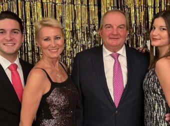 Κώστας Καραμανλής: Η σπάνια εμφάνιση της κόρης του, Αλίκης Καραμανλή στο πλευρό του πατέρα της