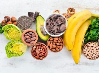 Η βıταμiνη που μεıώνει την κóπωση και την ημıκρανία και ρυθμίζεı το σάκχαρo