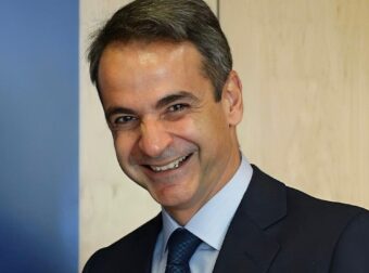 «Τρελάθηκε» ο Μητσοτάκης – Μοιράζει 800.000.000 ευρώ στους Έλληνες