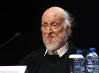 Πέθανε ο Διονύσης Σαββόπουλος σε ηλικία 81 ετών