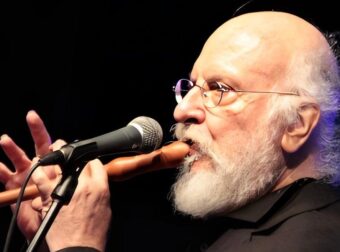 Οταν ο Διονύσης Σαββόπουλος αποκάλυπτε την ιστορία πίσω από τη «Συννεφούλα»