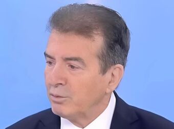 Χρυσοχοΐδης: «Κάποιοι θέλουν εις το όνομα των επιδιώξεών τους να διαλύσουν τη χώρα» – «Θα μιλήσω με τον Δένδια για τον Άγνωστο Στρατιώτη»