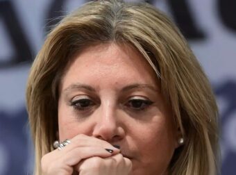 Τα σενάρια για το κόμμα Καρυστιανού