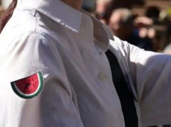 Φροντιστήριο δίνει πλήρη υποτροφία στις μαθήτριες που «φόρεσαν το καρπούζι» στην παρέλαση