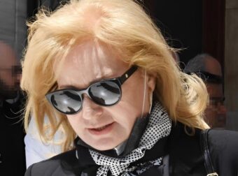 Σε πένθος η Αγγελική Νικολούλη – Έφυγε από τη ζωή η μητέρα της