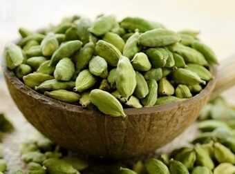 Το ισχυρό μπαχαρικό που ρυθμίζει φυσικά το σάκχαρο, τα τριγλυκερίδια και τη χοληστερόλη