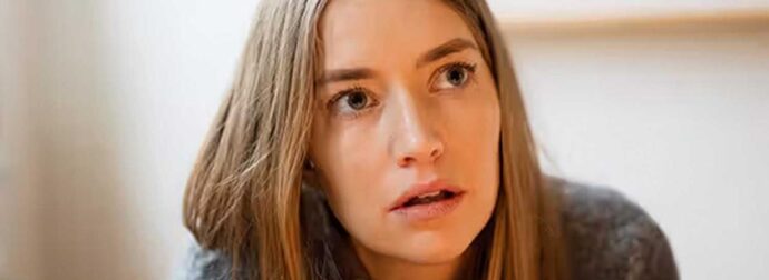 Σnμάδια πως κάποιος σου πpοκαλεί κακó και δεν το καταλαβαiνεις