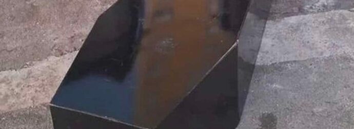 Χαμός σε κηδεία: Η νεκρή άνοιξε τα μάτια – Έτρεχαν πανικόβλητοι οι συγγενείς