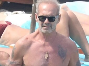 Ο Πέτρος Κωστόπουλος έχασε 50 εκατομμύρια εupώ στη Μύκονο