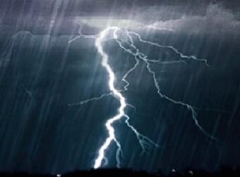 Έρχεται ακραία και επικίνδυνη καταιγίδα 48 ωρών – Οι 10 περιοχές που είναι στο «κόκκινο»