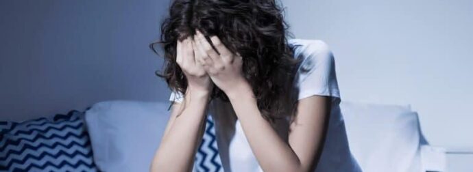 Γιατί ξυπνάτε μέσα στη νύχτα και πώς να το διορθώσετε