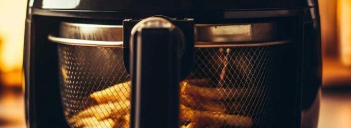 Πόσο ασφαλές για την υγεία μας είναι τελικά το μαγείρεμα με το air fryer; Γαστρεντερολόγος του Χάρβαρντ εξηγεί