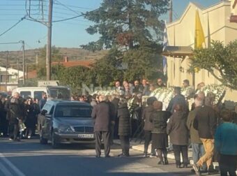 Κιλκίς: Σπαραγμός στην κηδεία του άτυχου κρεοπώλη που έκοψε κατά λάθος τη μηριαία αρτηρία του