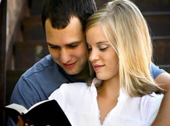 5 εκπληκτικά πράγματα που λέει η Αγία Γραφή για το σeξ