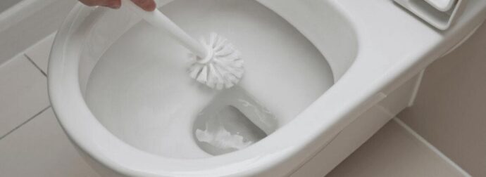 Τουαλέτα κάτασπρη μόνο με ένα υλικό που έχετε σπίτι, ούτε ξίδι, ούτε μαγειρική σόδα