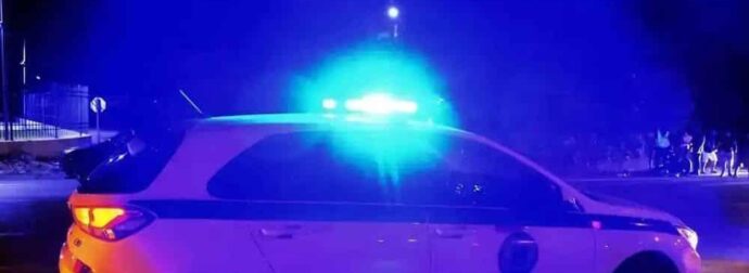 Θρίλερ με νεκρό σε τροχαίο στον Νέο Κόσμο – Βρέθηκε με χτυπήματα στο πρόσωπο