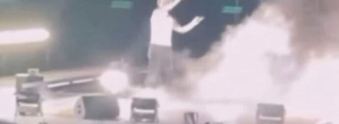 Χαμός σε συναυλία πασίγνωστου τράπερ – Ζήτησε από το κοινό να φωνάξει «Ιησούς Χριστός νικά»