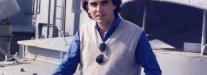 Ο τραγουδιστής που έκανε μια τεράστια επιτυχία με τραγούδι εμπνευσμένο από τον Ελύτη και μετά έγινε ψάλτης