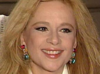 Η κλώνος της Αλίκης Βουγιουκλάκη έχει προκαλέσει αίσθηση στο TikTok – «Είσαι πιο Αλίκη από την Αλίκη»