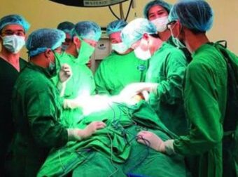 Άνδρας δεν έπινε αλκοόλ αλλά πέθανε από ηπατική ανεπάρκεια, αναστέναξε ο γιατρός: Η υπερβολική κατανάλωση αυτών των 4 φαγητών καθημερινά θα καταστρέψει ακόμη και ένα «σιδερένιο συκώτι»