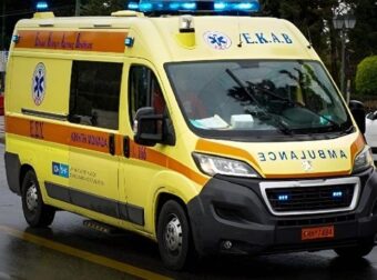 Άργος: Κατέρρευσε τμήμα από μπαλκόνι -Καταπλάκωσε 50χρονη, διεκομίσθη με σοβαρά τραύματα στο ΚΑΤ