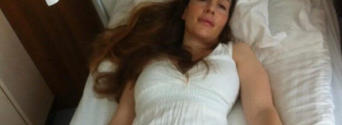 Συγκλονιστική μαρτυρία γυναίκας που «πέθανε» για 2 λεπτά – «Αυτό που είδα στην άλλη πλευρά ξεπερνά κάθε φαντασία»