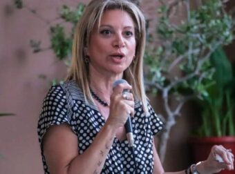 Καρυστιανού για αγρότες: «Θα χτυπήσουμε το κακό στη ρίζα του – Δεν θα ξεγελαστούμε από υποσχέσεις και ψίχουλα»