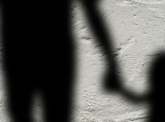 Άνω Λιόσια: Σοκαριστικό περιστατικό! Πήρε τη 2χρονη ανιψιά του και την κλείδωσε στο αμάξι