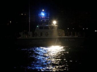 Κρήτη: Νεκροί εντοπίστηκαν 18 μετανάστες σε φουσκωτή λέμβο που βυθίστηκε εν μέσω θαλασσοταραχής