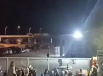 Μυτιλήνη: Αγρότες εμπόδισαν τους επιβάτες να μπουν στο πλοίο «Διαγόρας» – Αναχώρησε από το λιμάνι άδειο