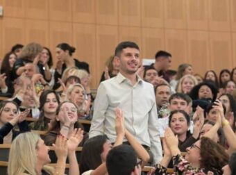 Ο Κωνσταντίνος–Εφραίμ Τσαγκατάκης είναι ο πρώτος απόφοιτος του ΕΛΜΕΠΑ με ολική απώλεια όρασης