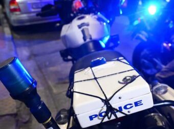 Αστυνομικοί τσάκωσαν 35χρονο αλλοδαπό στην Αθήνα – Είχε διαπράξει έγκλημα στη Δανία