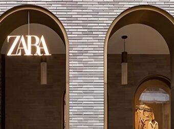 To Zara φόρεμα που κάνει θραύση στις γυναίκες άνω των 50 – Το πιο κολακευτικό για τα φετινά καλέσματα