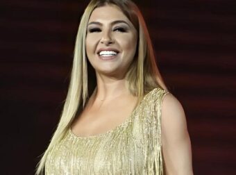 Η Έλενα Παπαρίζου πήρε εξιτήριο από το νοσοκομείο μετά από μια εβδομάδα νοσηλείας