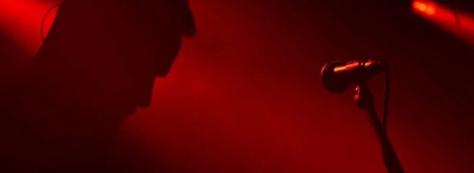 Σε «αρπαχτή» χθες το βράδυ ο φερόμενος κακοποιητής τραγουδιστή – Όλο το ρεπορτάζ