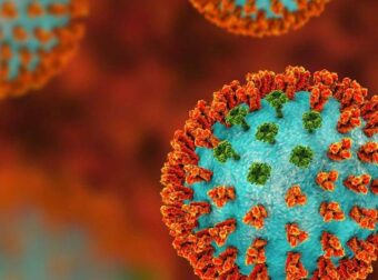 Ανησυχία για την «υπεργρίπη» H3N2 σε Ελλάδα και Ευρώπη: Γιορτές με μάσκες