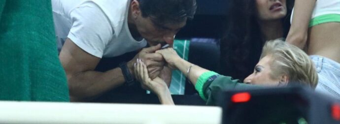 Δημήτρης Γιαννακόπουλος: Πασίγνωστη αστρολόγος η μητέρα του