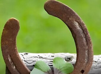 5 πράγματα που δεν πρέπει ποτέ να δανείσετε σε κάποιον: Μπορεί να σας φέρει κακή τύχη