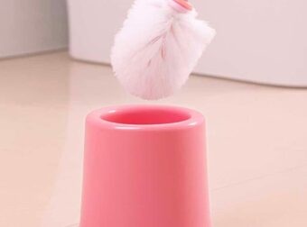 To υγρό που εάν βάλεις μέσα στο πιγκάλ της τουαλέτας θα μοσχοβολάει καθαριότητα