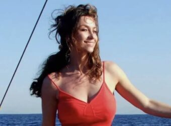 Έφυγε από τη ζωή η τραγουδίστρια Κλαούντια Ντελμέρ, έδωσε για ένα χρόνο σκληρή μάχη με τον καρκίνο στο πάγκρεας