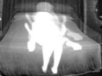 Έβαλε κρυφή κάμερα για να δει αν η γυναίκα του τον απατά – Αυτό που κατέγραψε όμως τον έκανε να αναγουλιάσει