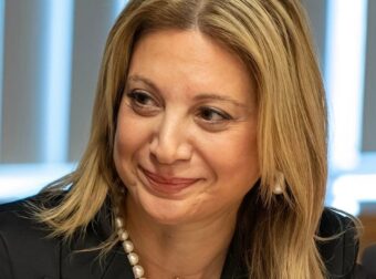 Καρυστιανού: «Το κίνημα οργανώνεται – Έχουμε επιτροπή “σοφών” για τη σωτηρία της χώρας»