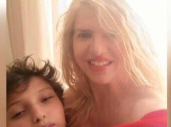 «Ξαφνικά υπάρχει μία καινούργια ζωή» συγκλονίζει η μητέρα του 18χρονου Μάριου που έκανε μεταμόσχευση ήπατος στην Ιταλία