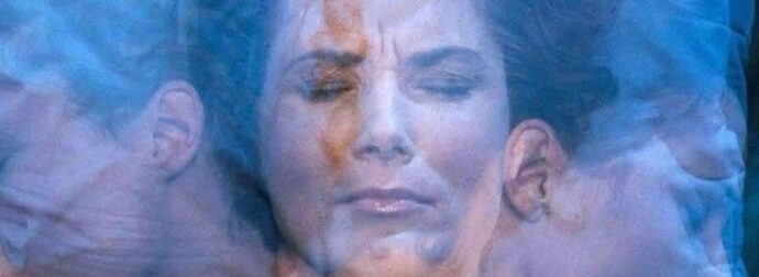 Τι σημαίνει όταν εμφανίζεται στο όνειρό σας κάποιος που έχει φύγει από τη ζωή;