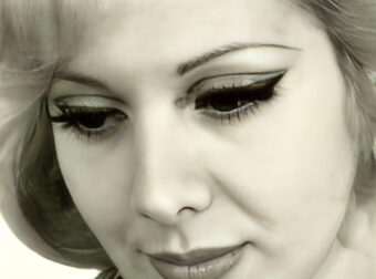 Η παρουσιάστρια θρύλος της ΕΡΤ: Η παρουσία της στην ΕΡΤ σφράγισε τις δεκαετίες '70 και 80 – Ξεχώριζε για την ωραία άρθρωση και το αριστοκρατικό στιλ της