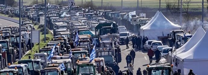 18 μπλόκα αγροτών ανοίγουν τον δρόμο του διαλόγου και ζητούν συνάντηση με την κυβέρνηση