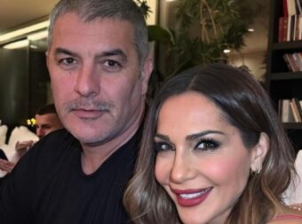 Δέσποινα Βανδή: Καλωσόρισε το 2026 με μια φωτογραφία του Βασίλη Μπισμπίκη